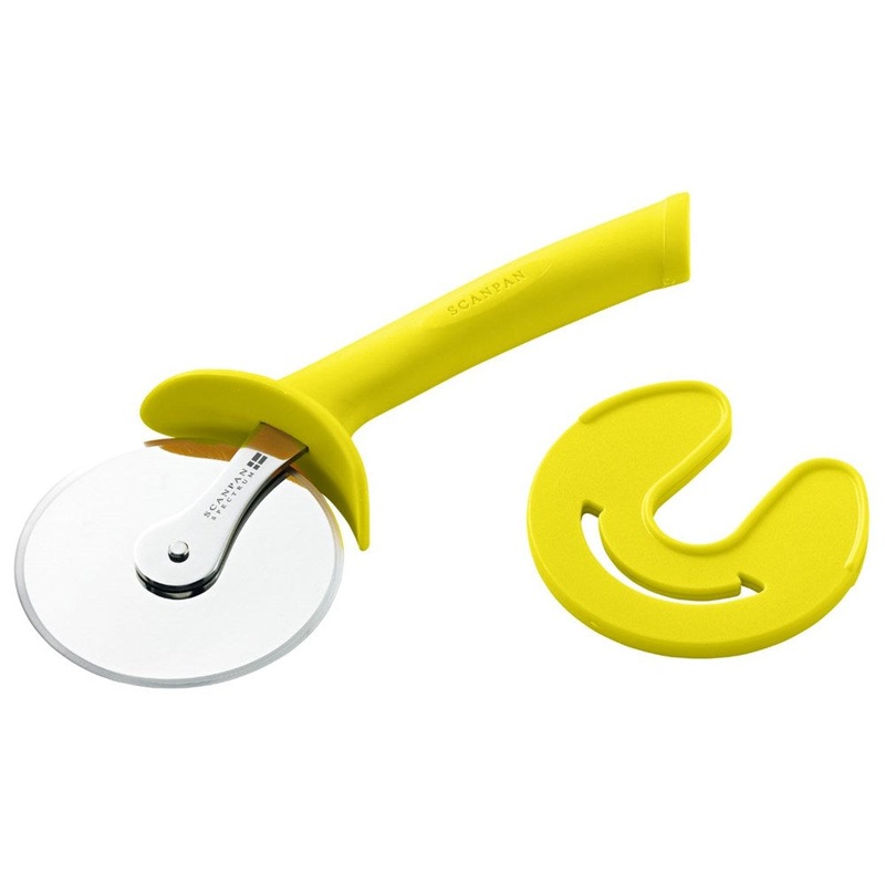 Scanpan Spectrum Pizza Cutter with Sheath